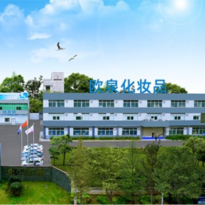 鼻翼嘴角長粉刺怎么辦？