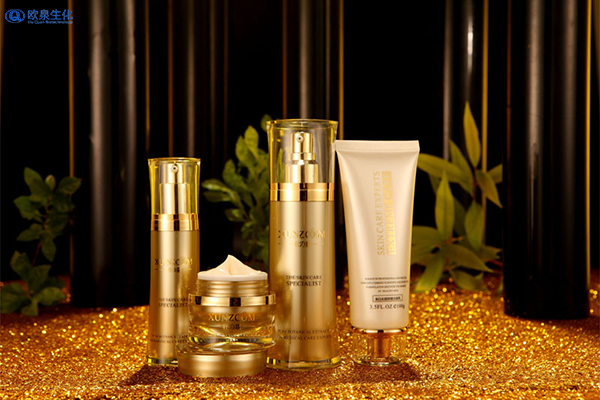 化妝品廠(chǎng)家：消費(fèi)者一年要用多少化妝品？