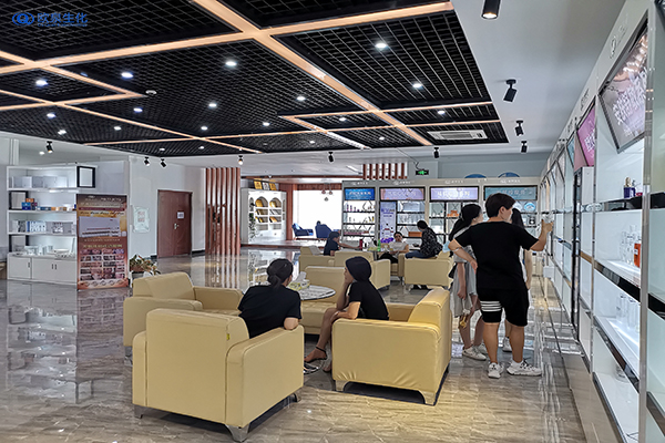 專(zhuān)業(yè)祛斑祛痘加盟培訓(xùn)費(fèi)用貴不貴？